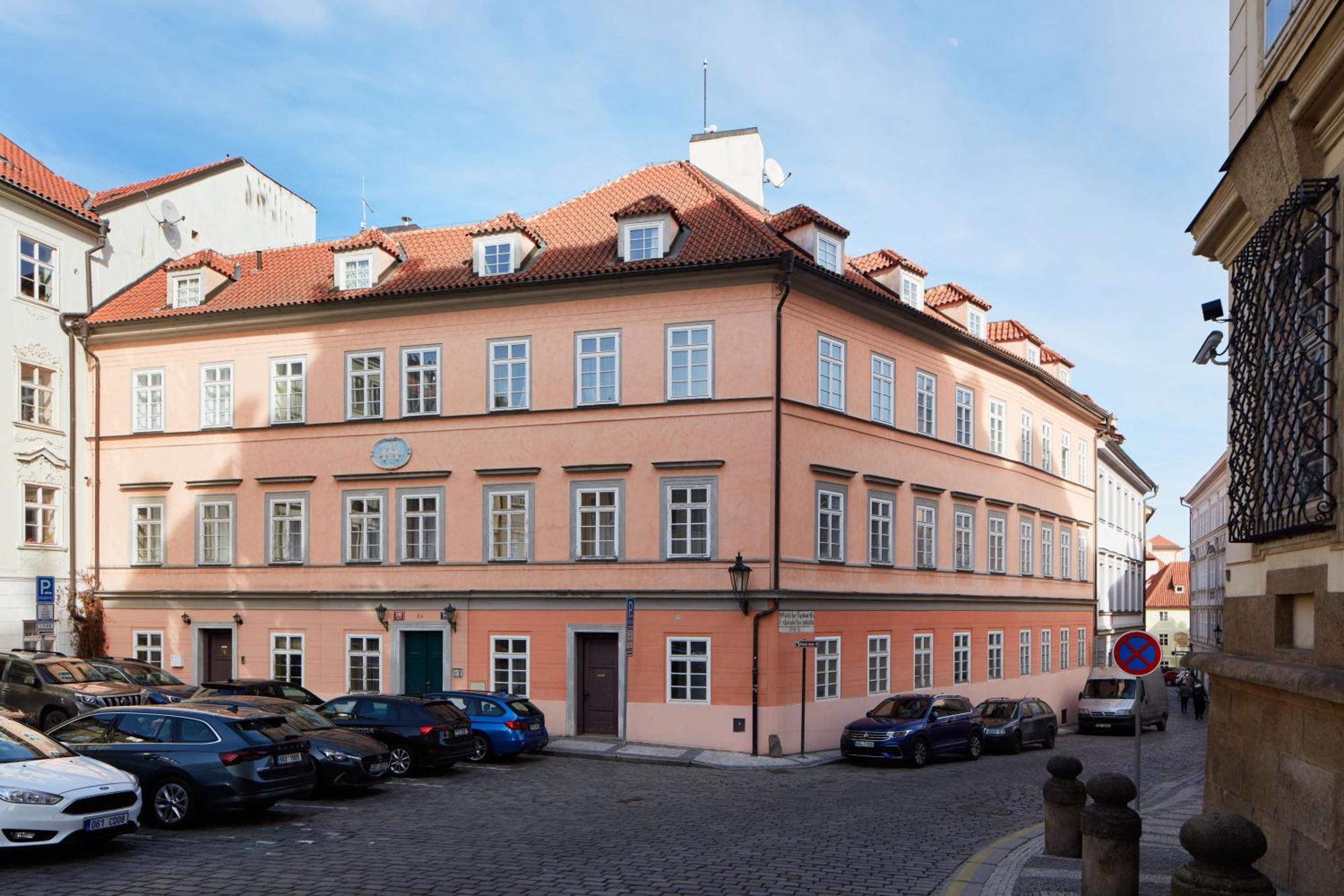 Grace Apartment By Prague Castle Exteriör bild